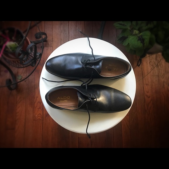 Black Aldo Dress Shoes - Picture 2 of 8